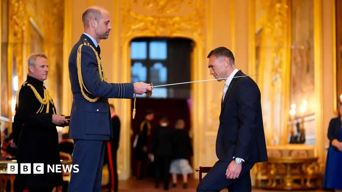 Rob Burrow would be 'laughing but proud' about knighthood - Sinfield