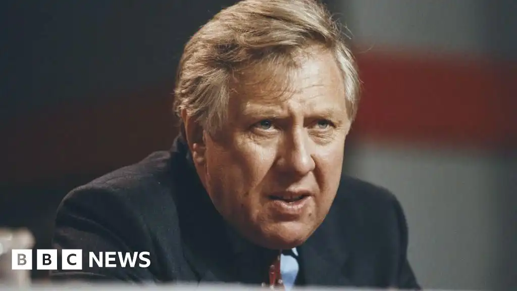 Roy Hattersley, former Labour deputy leader, dies aged 93