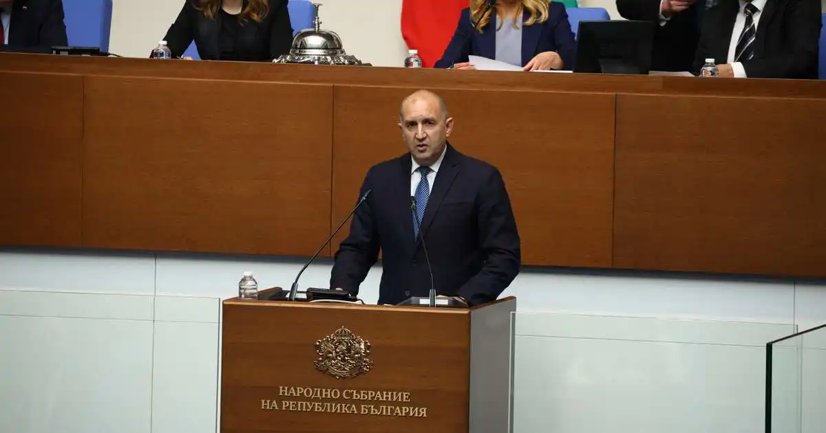 Rumen Radev settur í embætti forsætisráðherra