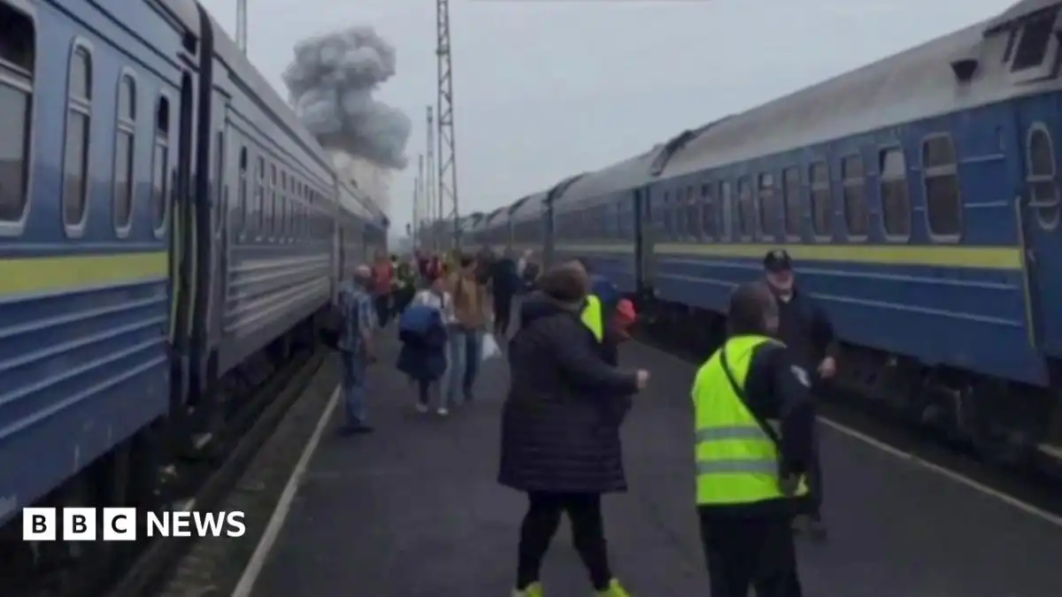 Russia hits Ukrainian train shortly after Boris Johnson and top European officials leave station