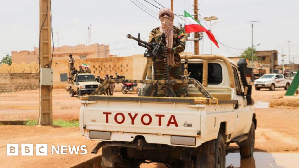 Russian mercenaries to withdraw from Mali city after attacks