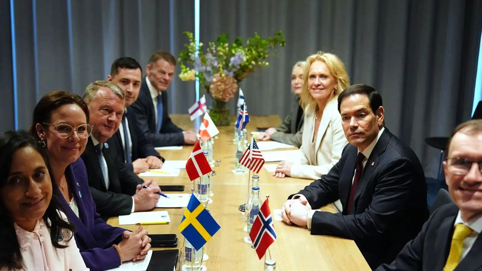 Rutte segir ríka Evrópu reiða sig um of á Banda­ríkin - Vísir