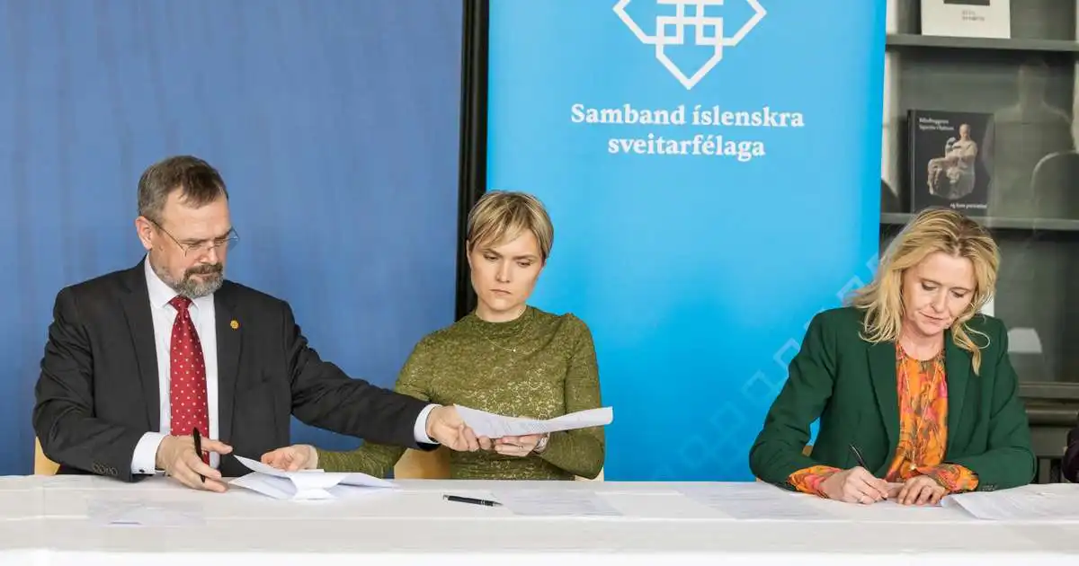 Saka ríkið um að ganga á bak orða sinna um þjónustu við börn með fjölþættan vanda