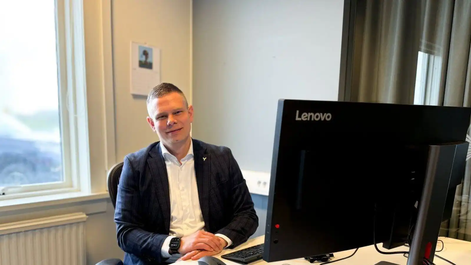 Sam­tímis bæjar­stjóri og þing­maður - Vísir