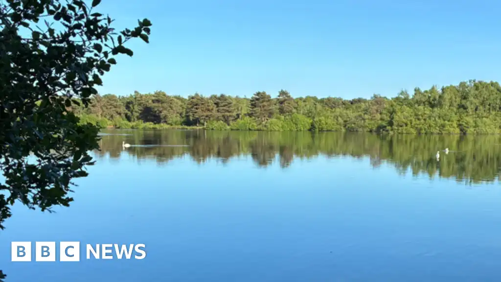 Search for teenager missing at Swanholme Lakes in Lincoln