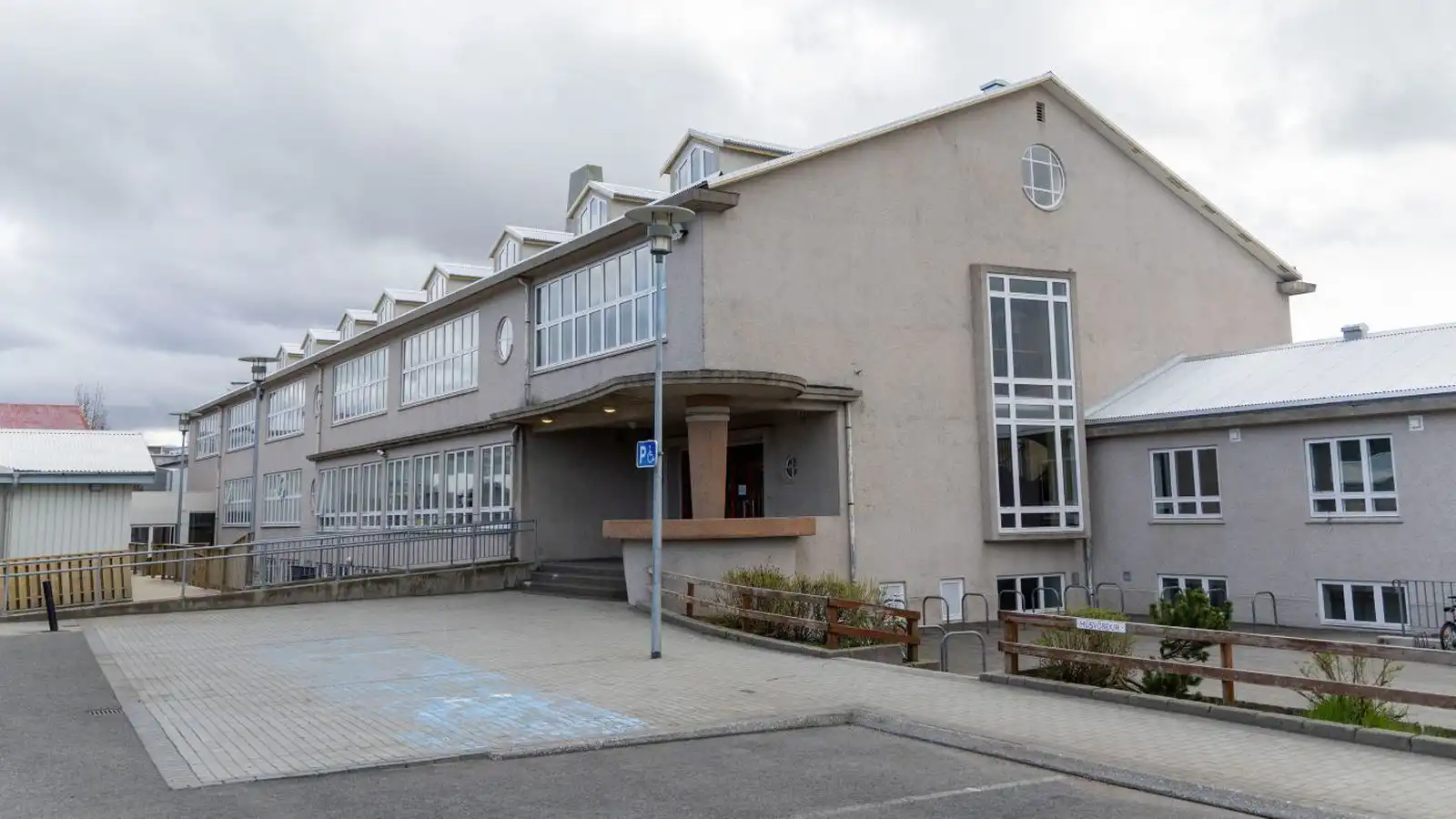 Segir að honum hafi gengið illa að sofna í gær­kvöldi af hræðslu - Vísir