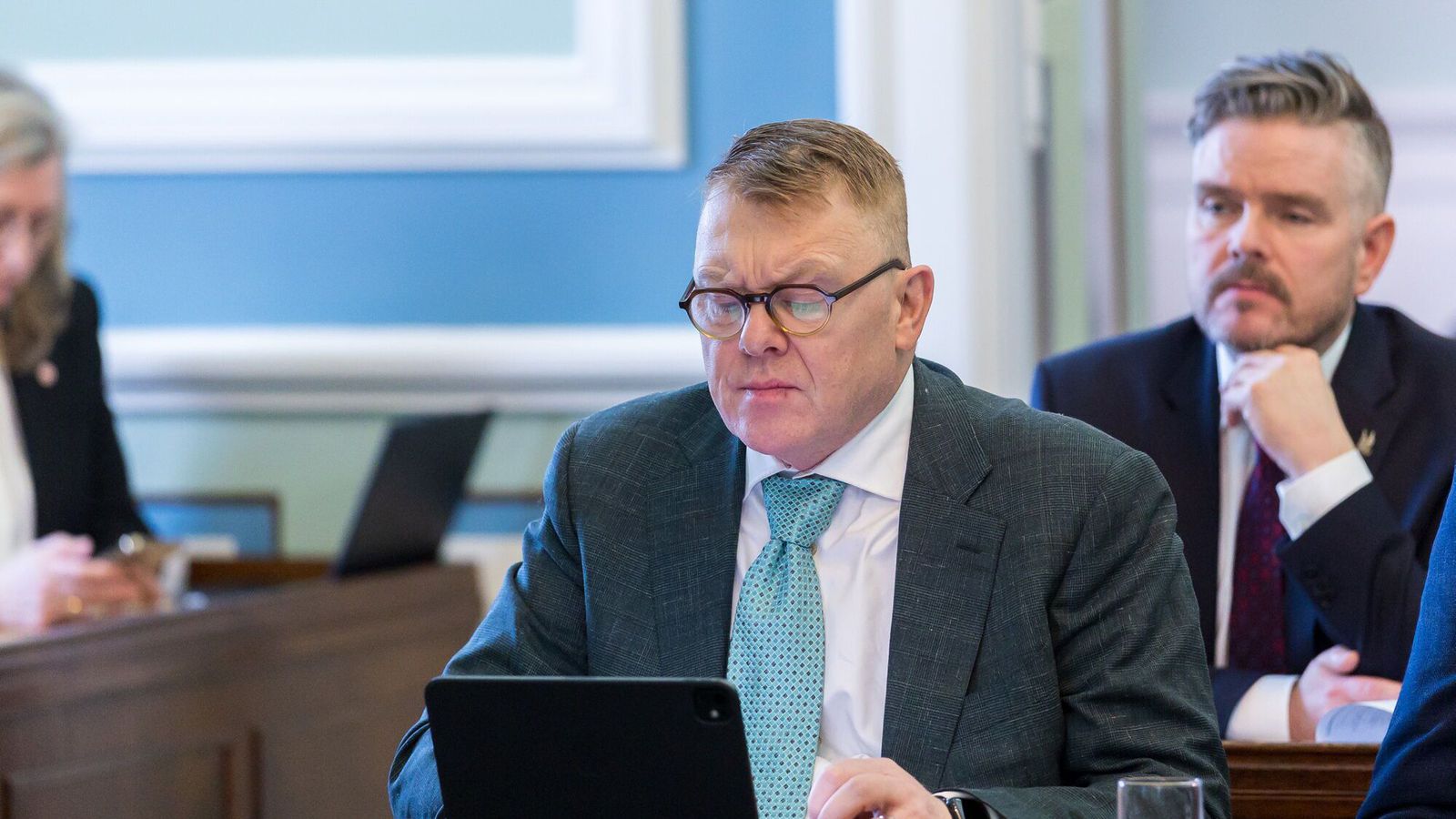 Segist ekkert hafa fengið greitt: „Pólitískur hráskinnaleikur“ - Vísir