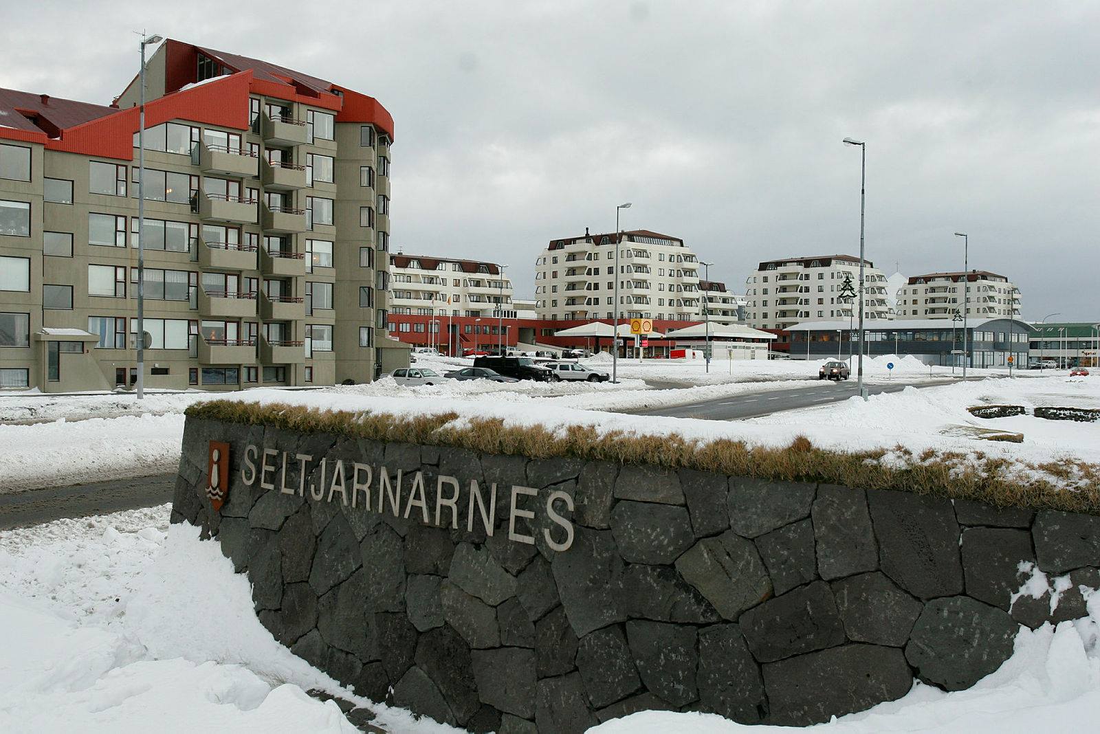 Segja fjárhagsstöðu Seltjarnarness enn versna - Handbært fé um áramót dugði fyrir 3 daga rekstri - DV