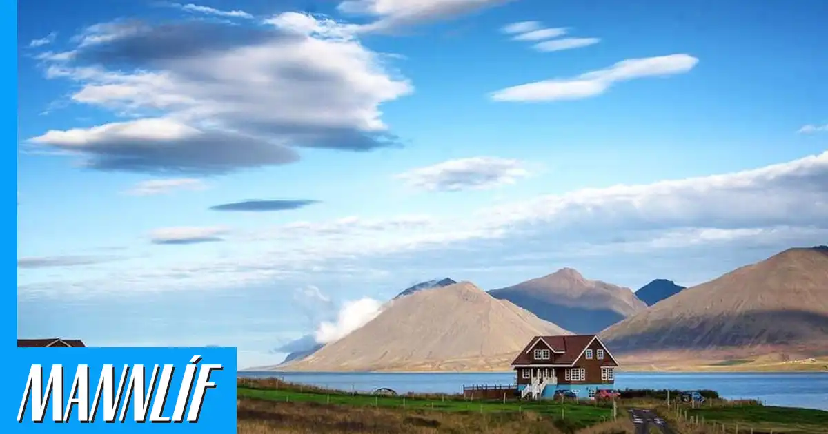 Selja afskekkt einbýli með sundlaug og reiðhöll