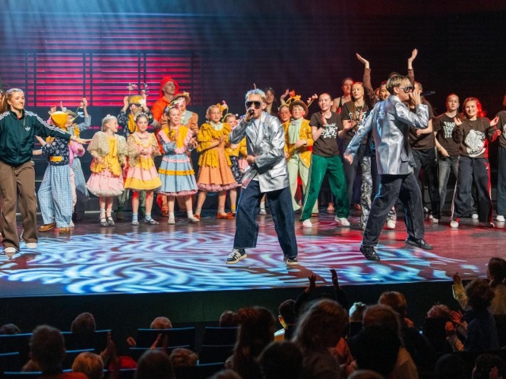 Setning Barnamenningarhátíðar i Eldborgarsal Hörpu