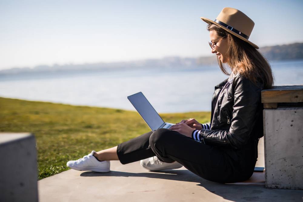 Side Hustles You Can Do from Anywhere