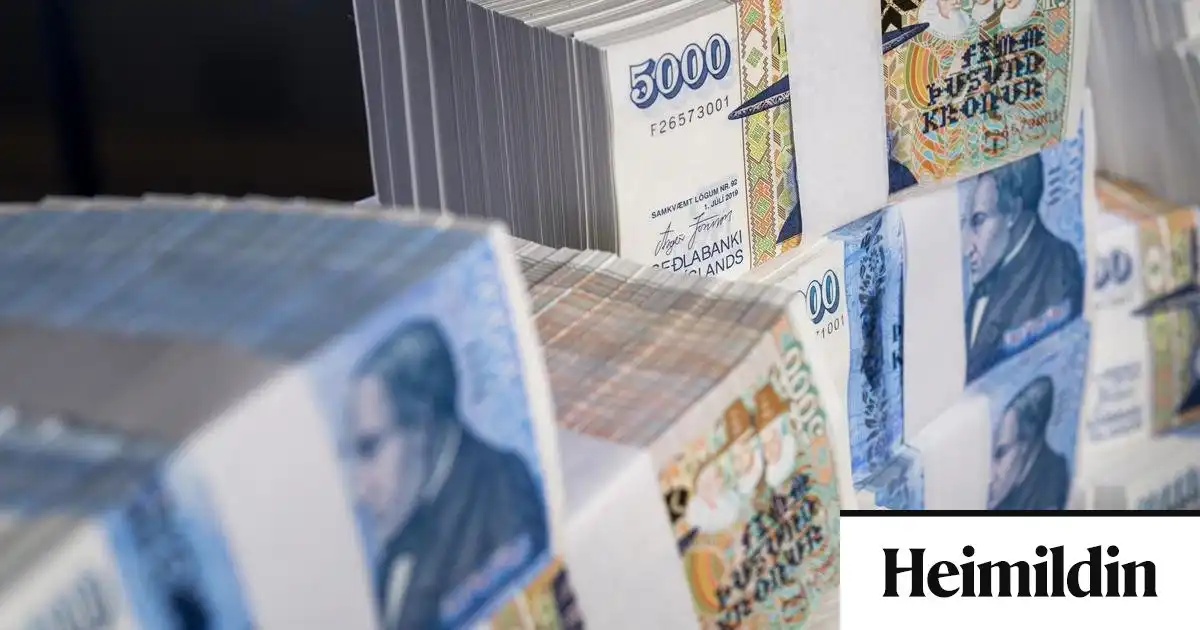 Sígandi gengi: Hverjum nýtist það?