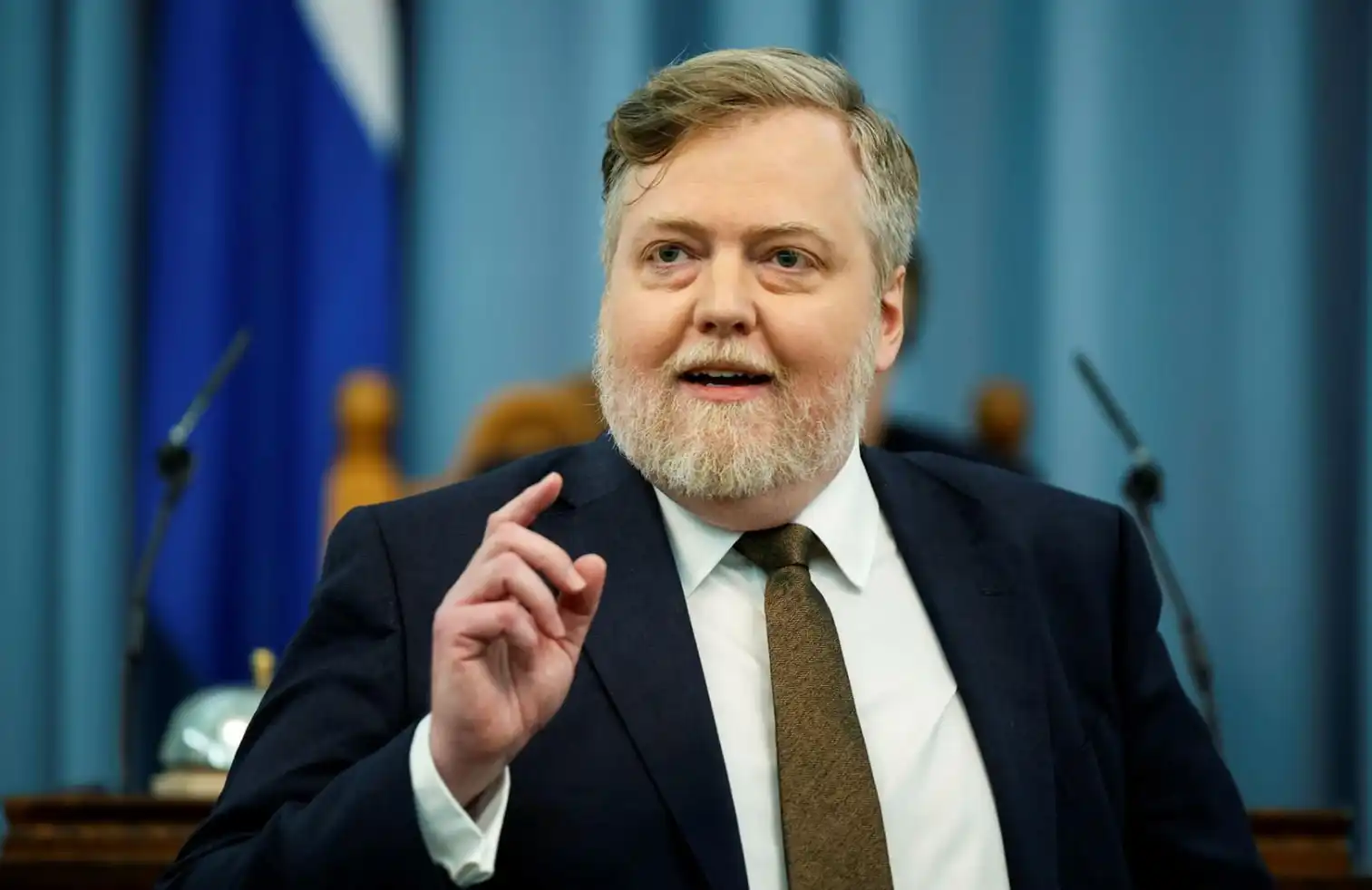 Sigmundur opnar „pakkann“ fyrir kjósendur