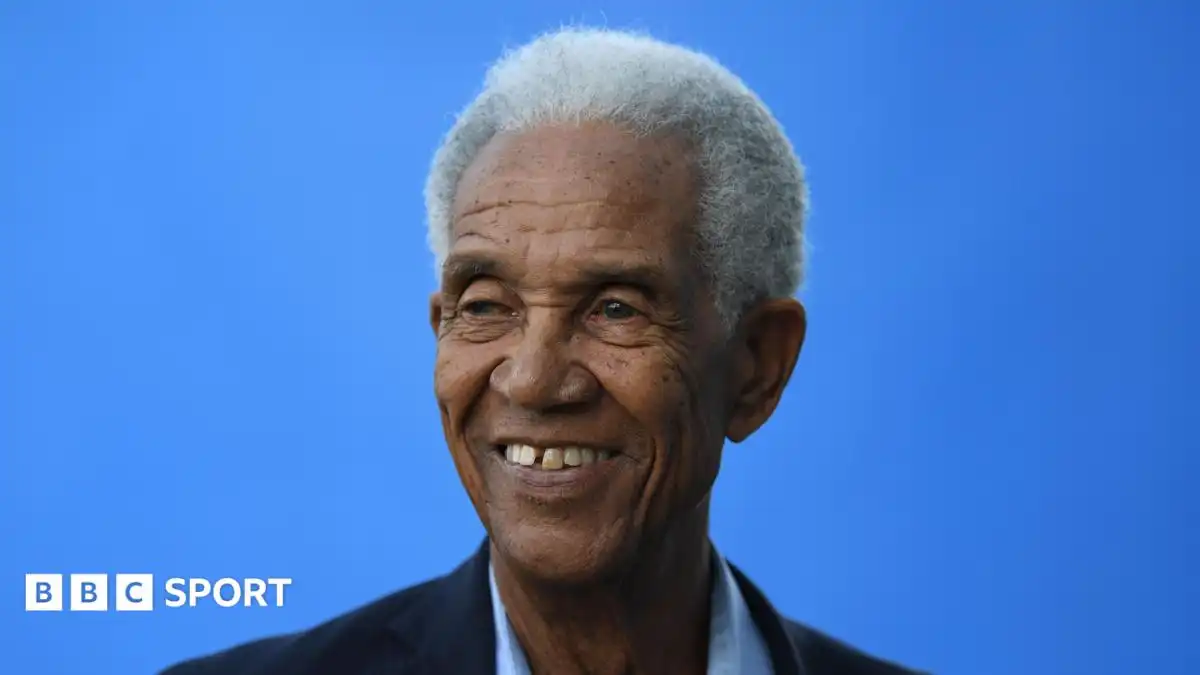 Sir Garfield Sobers: West Indies cricket legend dies aged 89