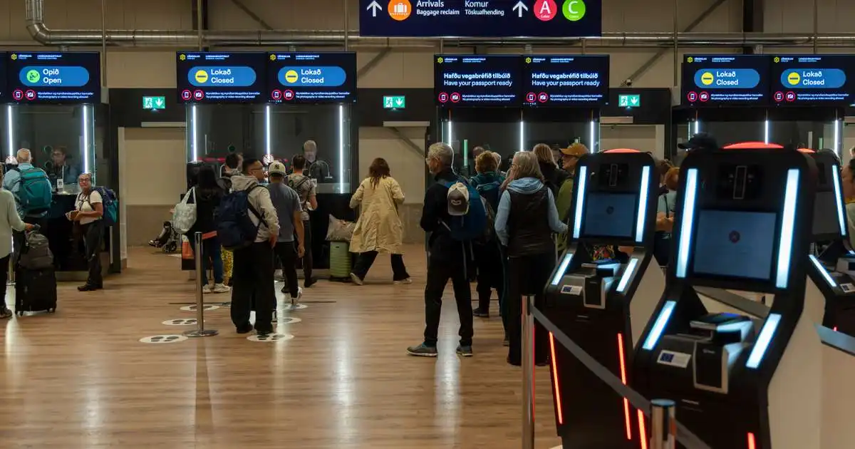 Sjálfsafgreiðsluvélar við landamæraeftirlit enn ekki komnar í notkun