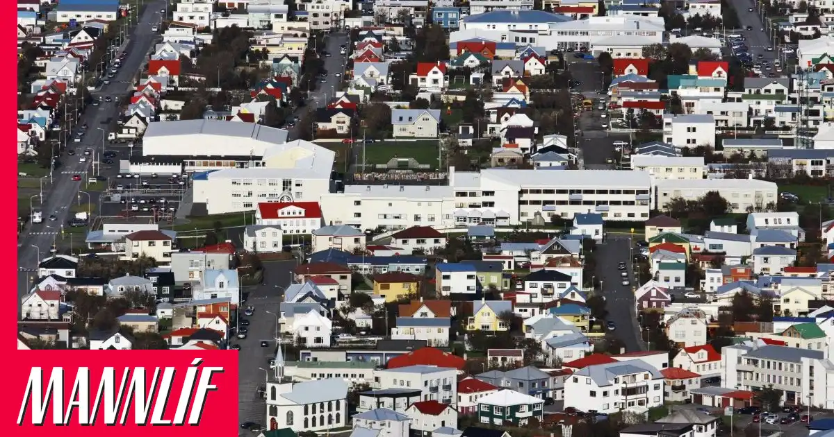 Skagamaður tekinn ölvaður við akstur og með tugi lítra af ólöglegu áfengi
