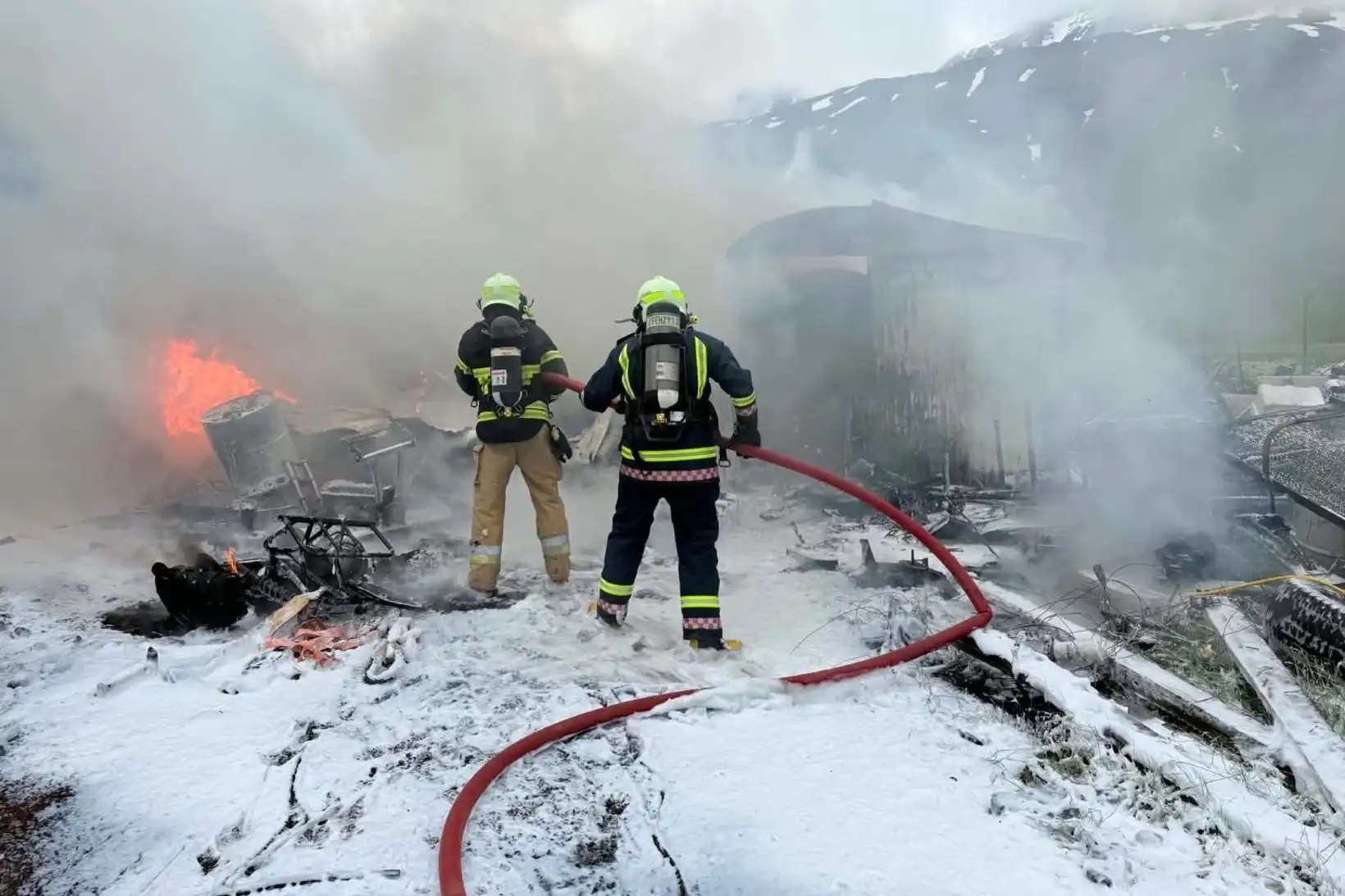 Skemman varð fljótt alelda - MBL.IS