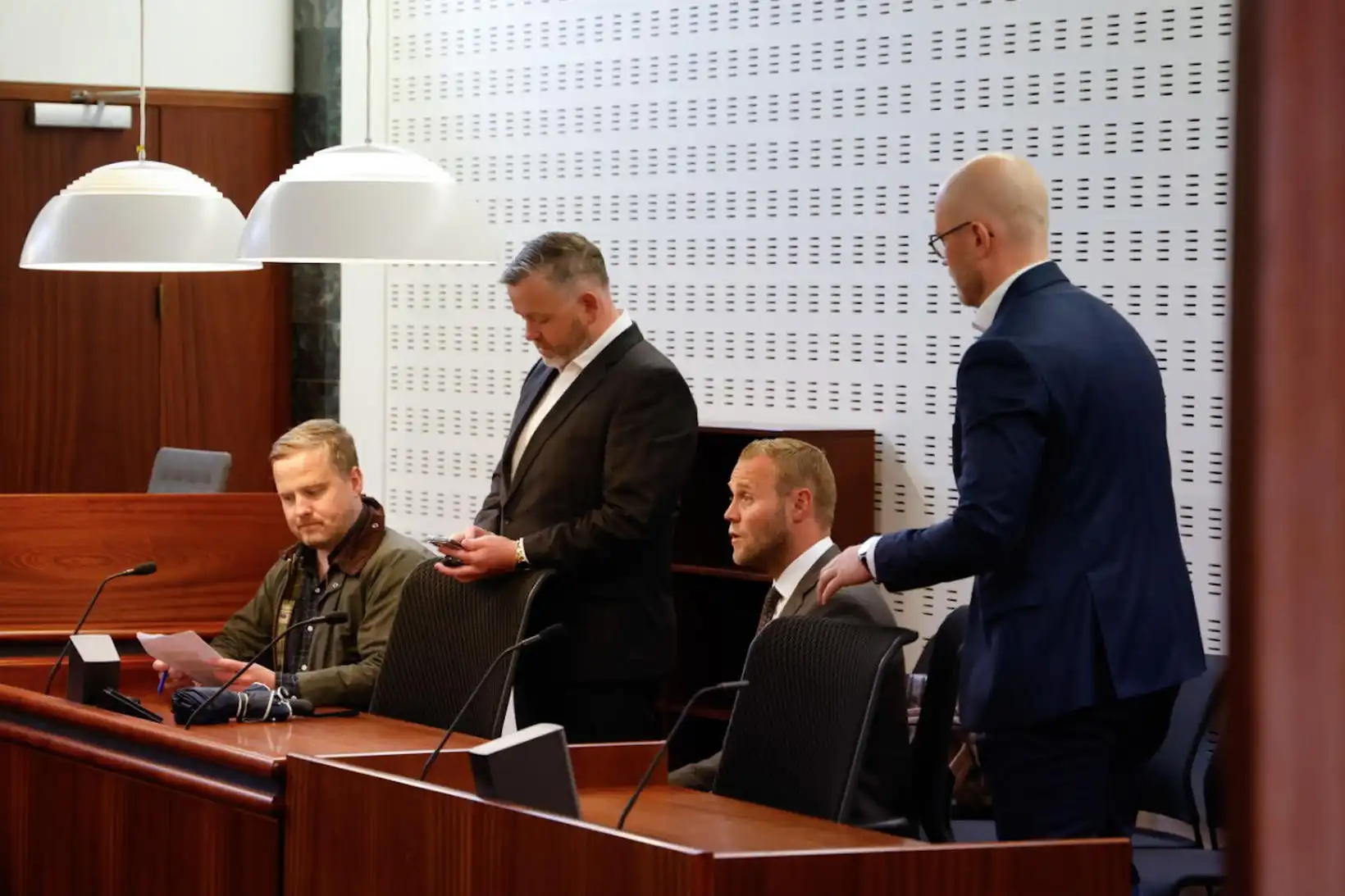 Skipverjarnir játa sök - MBL.IS