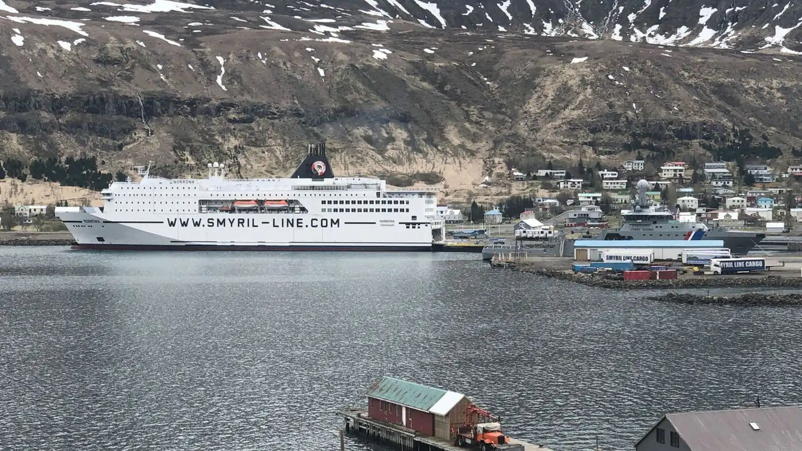Skoða áætlunar­siglingar milli Skot­lands og Ís­lands - Vísir