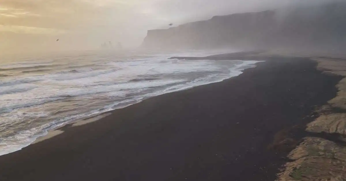 Skúrir víða síðdegis