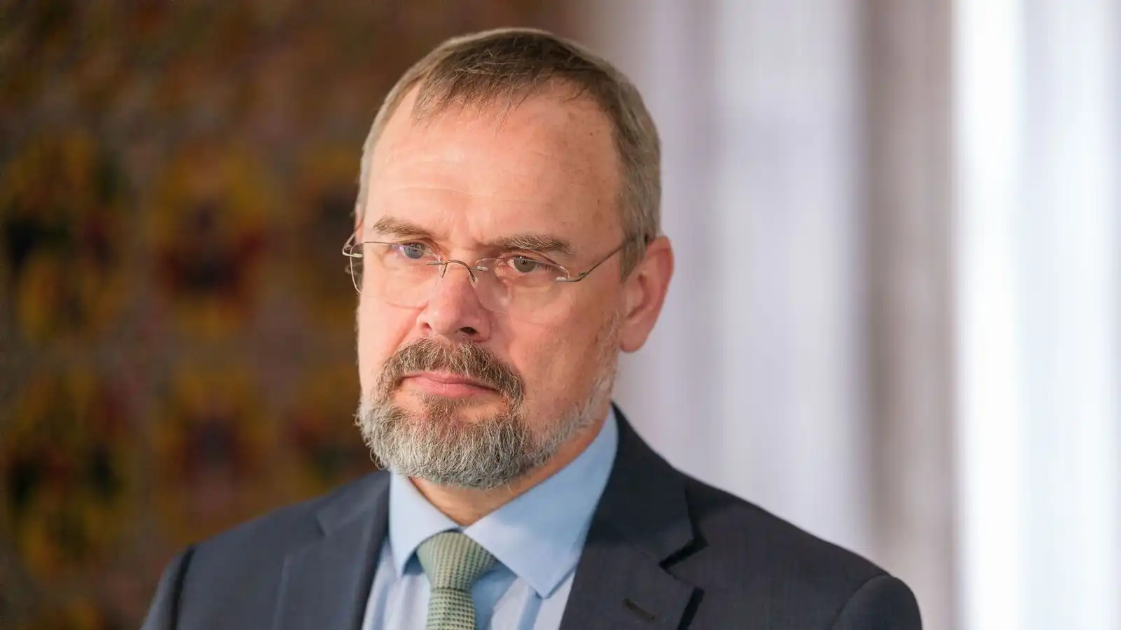 Skýrslan um krónuna sýni að val­kostirnir séu tveir - Vísir