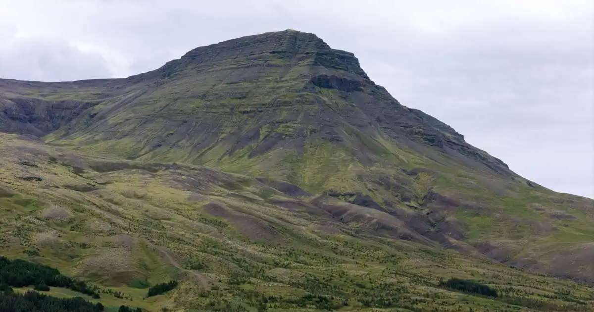 Slökkvilið aðstoðar slasaðan göngumann á Esjunni