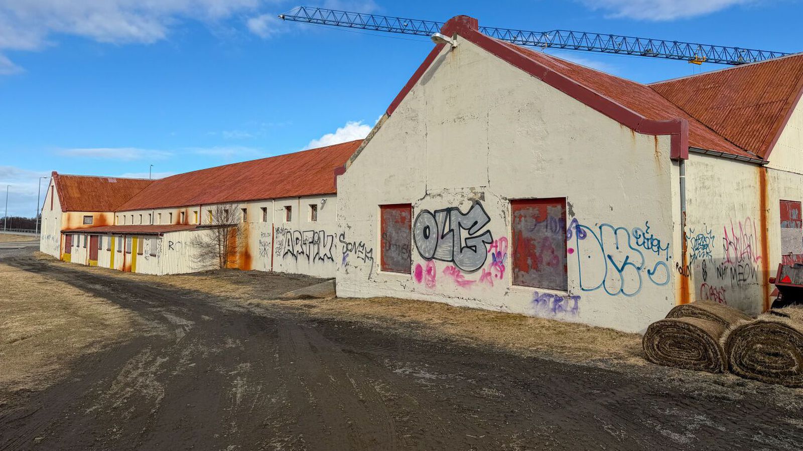 Sögu­frægt og aldursfriðað hús orðið að slysagildru - Vísir