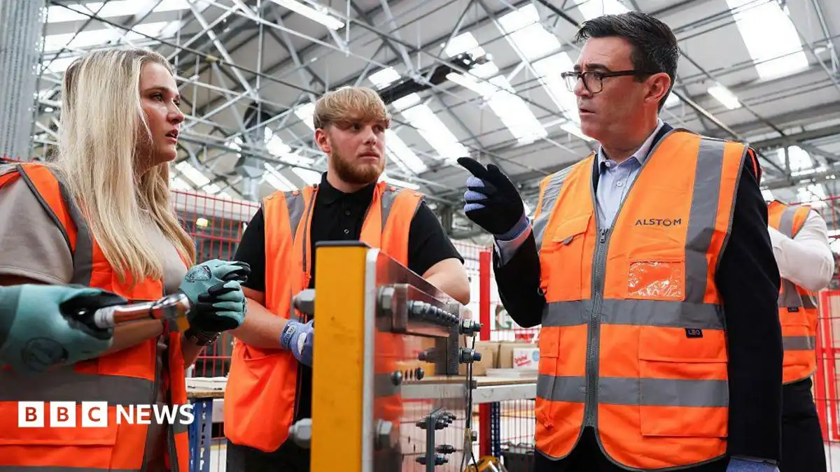 Some parents on benefits to get up to £4,500 if children take on apprenticeships