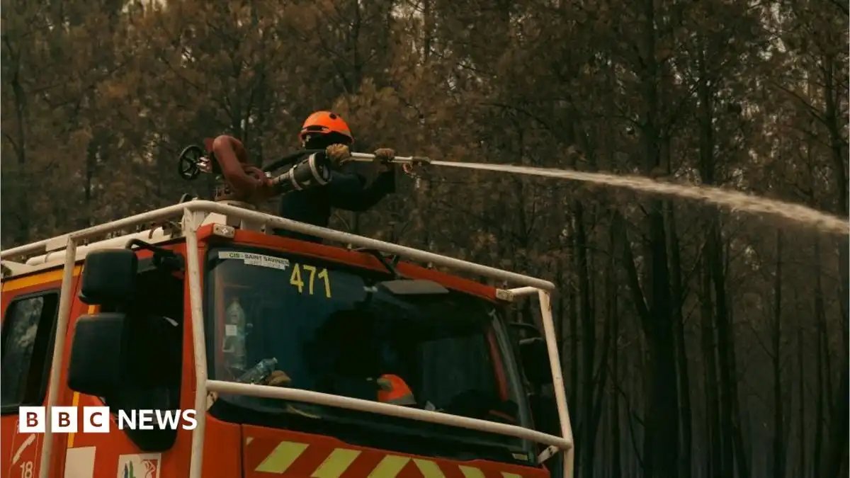 Spain and France brace for new heatwaves as wildfire closes in on Bordeaux