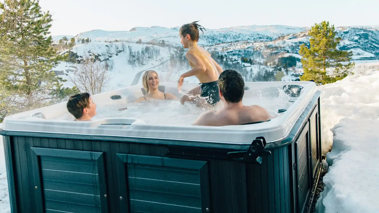 Sprenging í sölu salt­vatns­potta á Ís­landi - Vísir