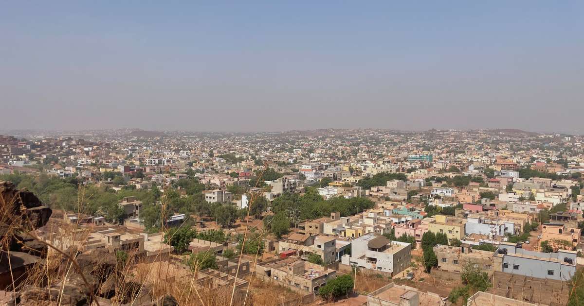 Sprengingar og skotríð dynja á höfuðborg Malí