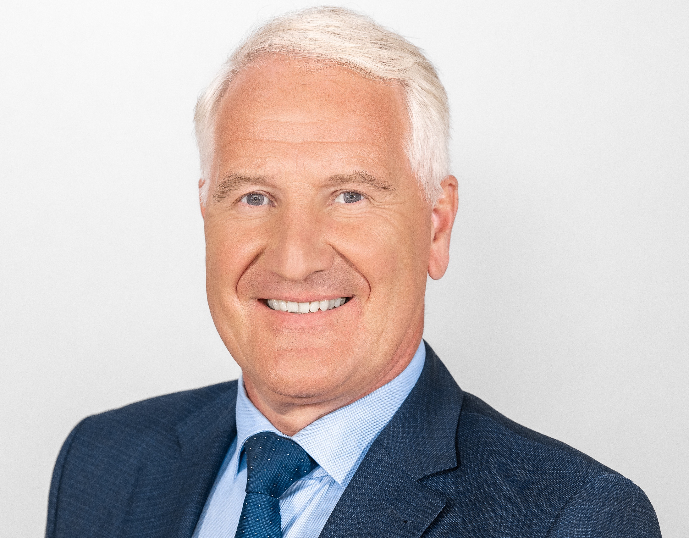 Spyr hvers vegna SA og Viðskiptaráð hafi kúvent - „Ekki vegna heildarhagsmuna atvinnulífsins í landinu“ - DV