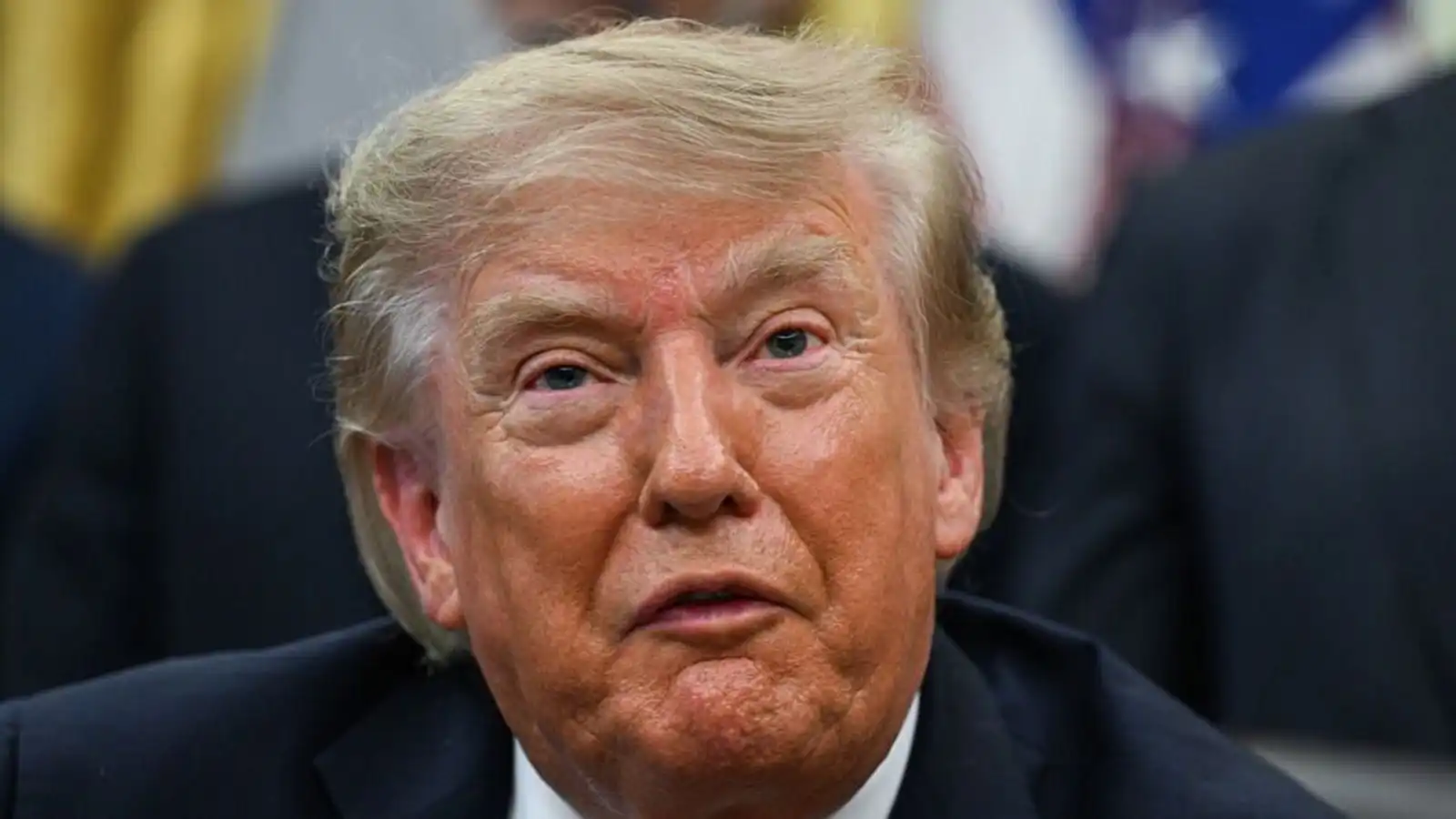 Spyr hvort breyta ætti heitinu í Trumpsund - Vísir
