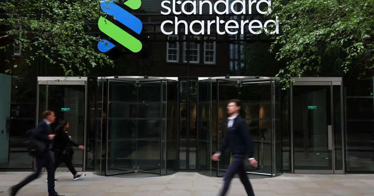 Standard Chartered boðar niðurskurð vegna gervigreindar