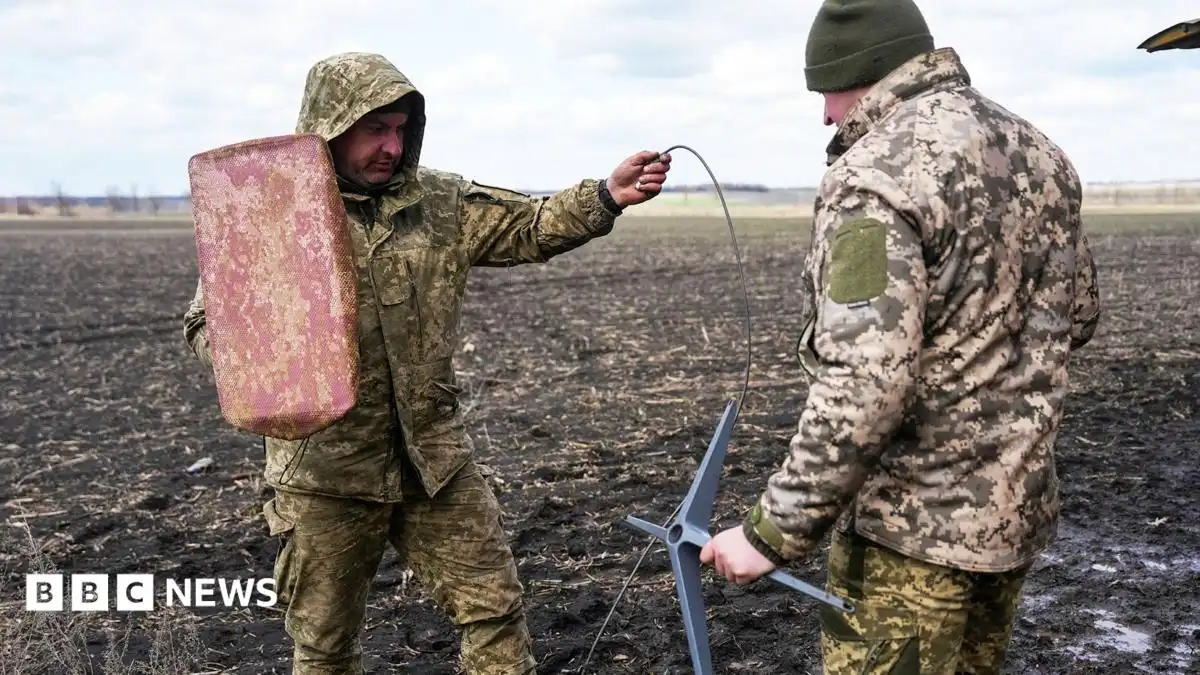 Starlink restrictions affecting Ukraine's front line operations, Kyiv says