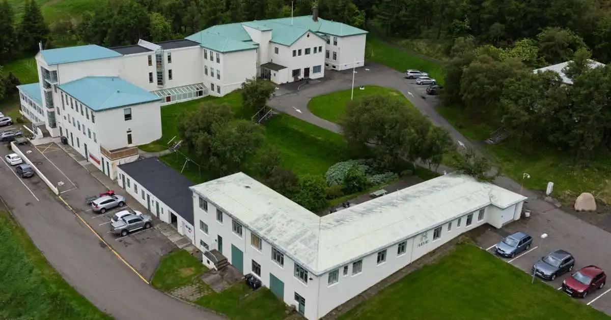 Stefna að því að koma endurhæfingardeildinni í leiguhús fyrir áramót