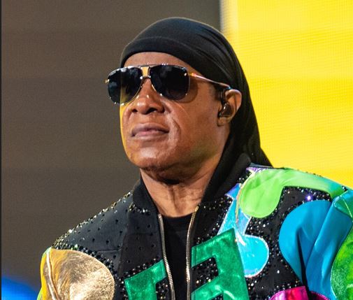 Stevie Wonder gengur illa að koma gömlu kærustunni út – Hefur búið leigulaust í húsi hans í 40 ár