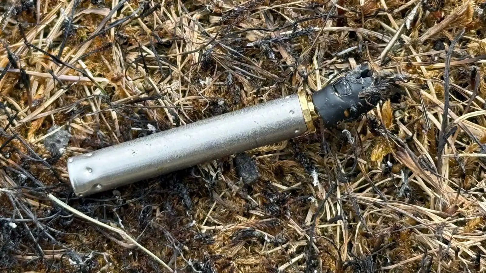 Stígur fram og segir að kviknað hafi í honum út frá raf­byssu lög­reglu - Vísir