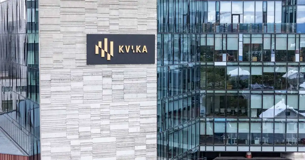 Stjórn Kviku vill borga 10 milljarða aukalega í arð