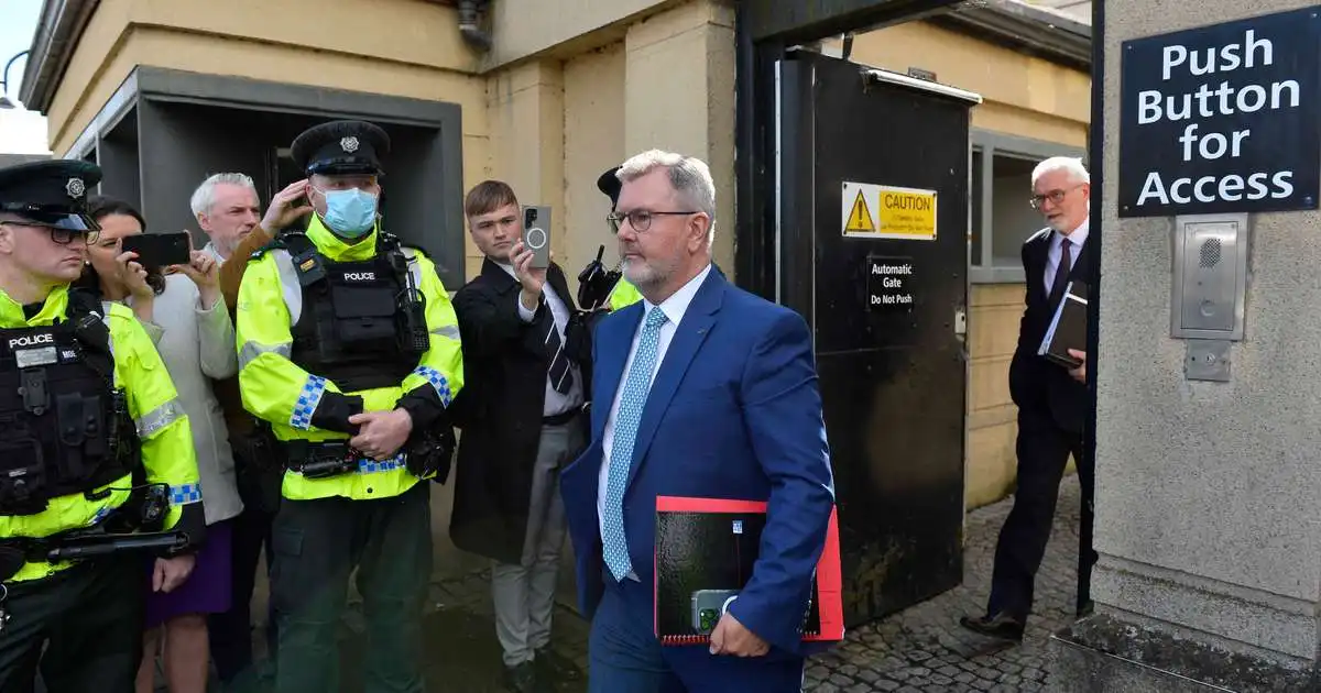 Stjórnmálamaður dæmdur fyrir að brjóta kynferðislega á börnum