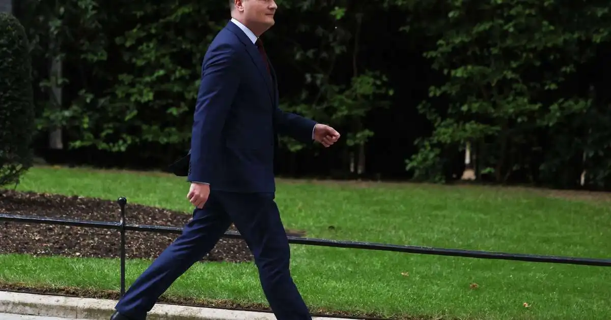Streeting sagður ætla að segja af sér og skora Starmer á hólm