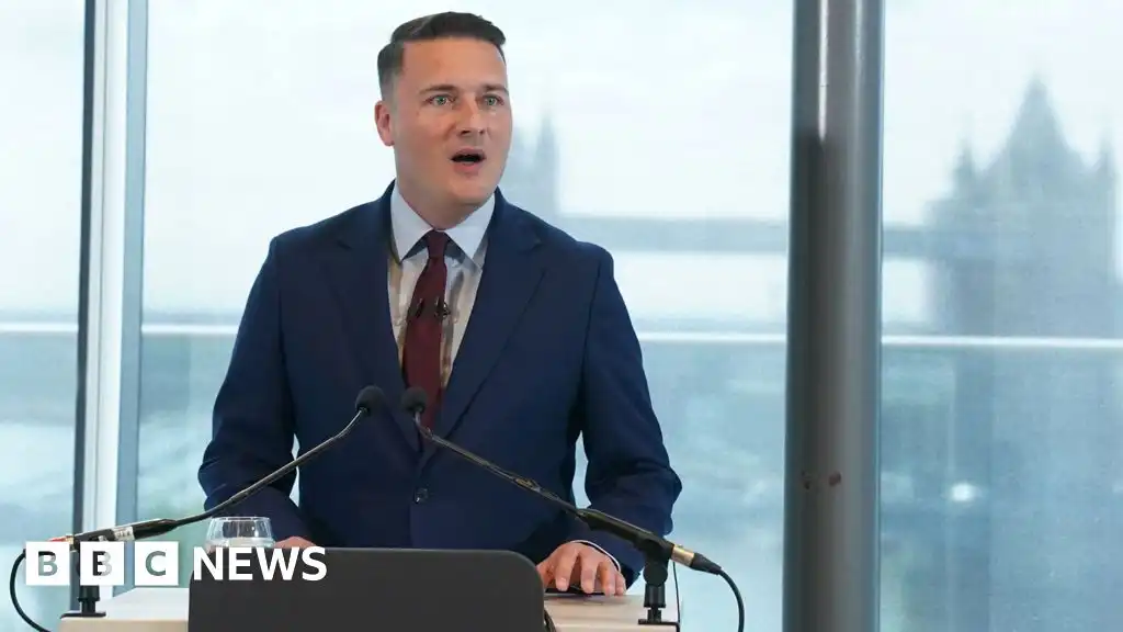 Streeting says he would be prepared to trigger leadership contest as early as next week