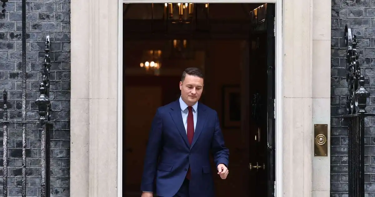 Streeting segir af sér og þykir líklegur til að skora Starmer á hólm
