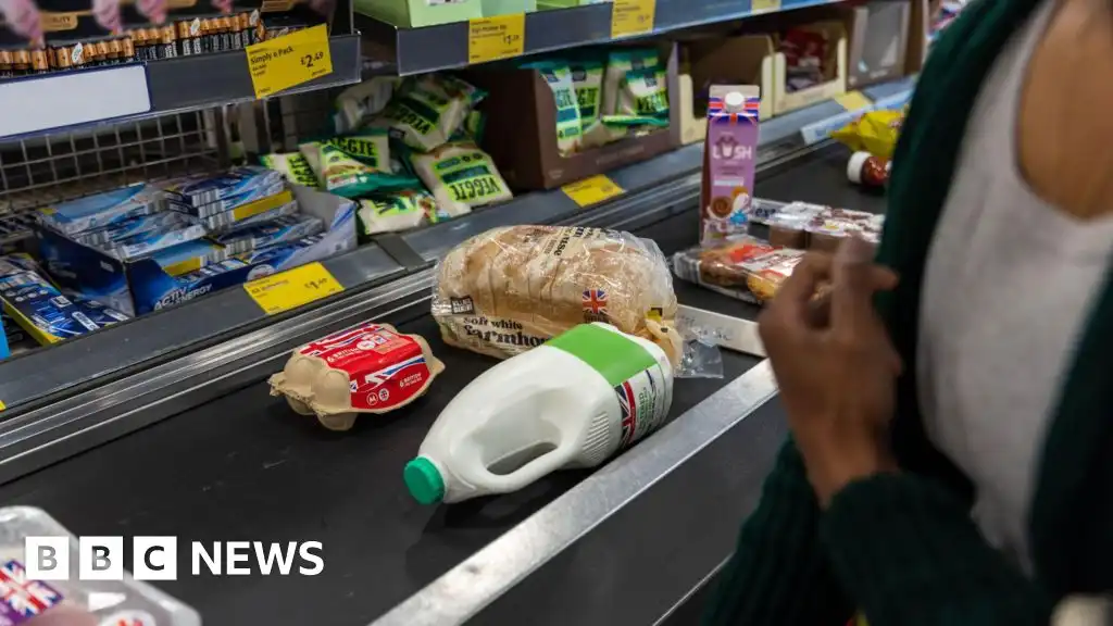 Supermarkets urged to limit food prices by government