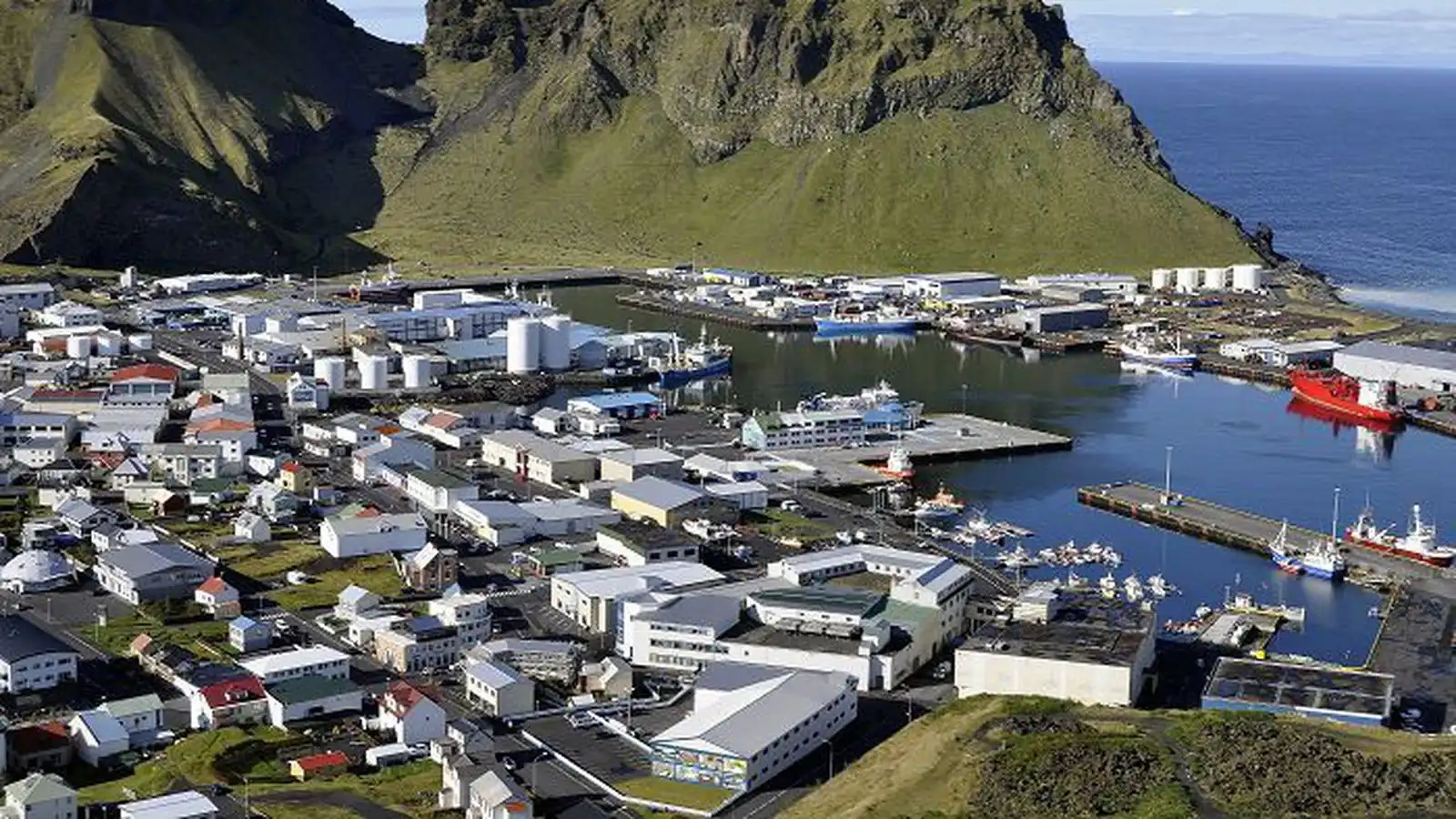 Sýknuð af kröfum Vestmannaeyjabæjar - Vísir