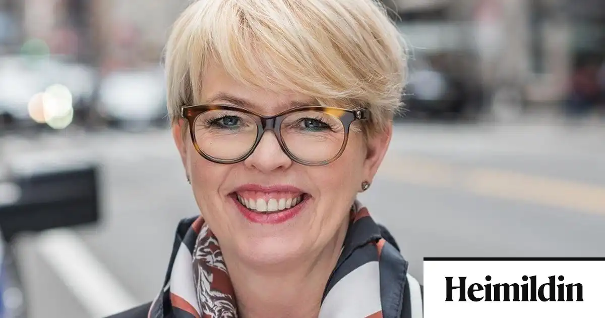 Taka nú gjald af fólki fyrir þess eigið lánshæfismat