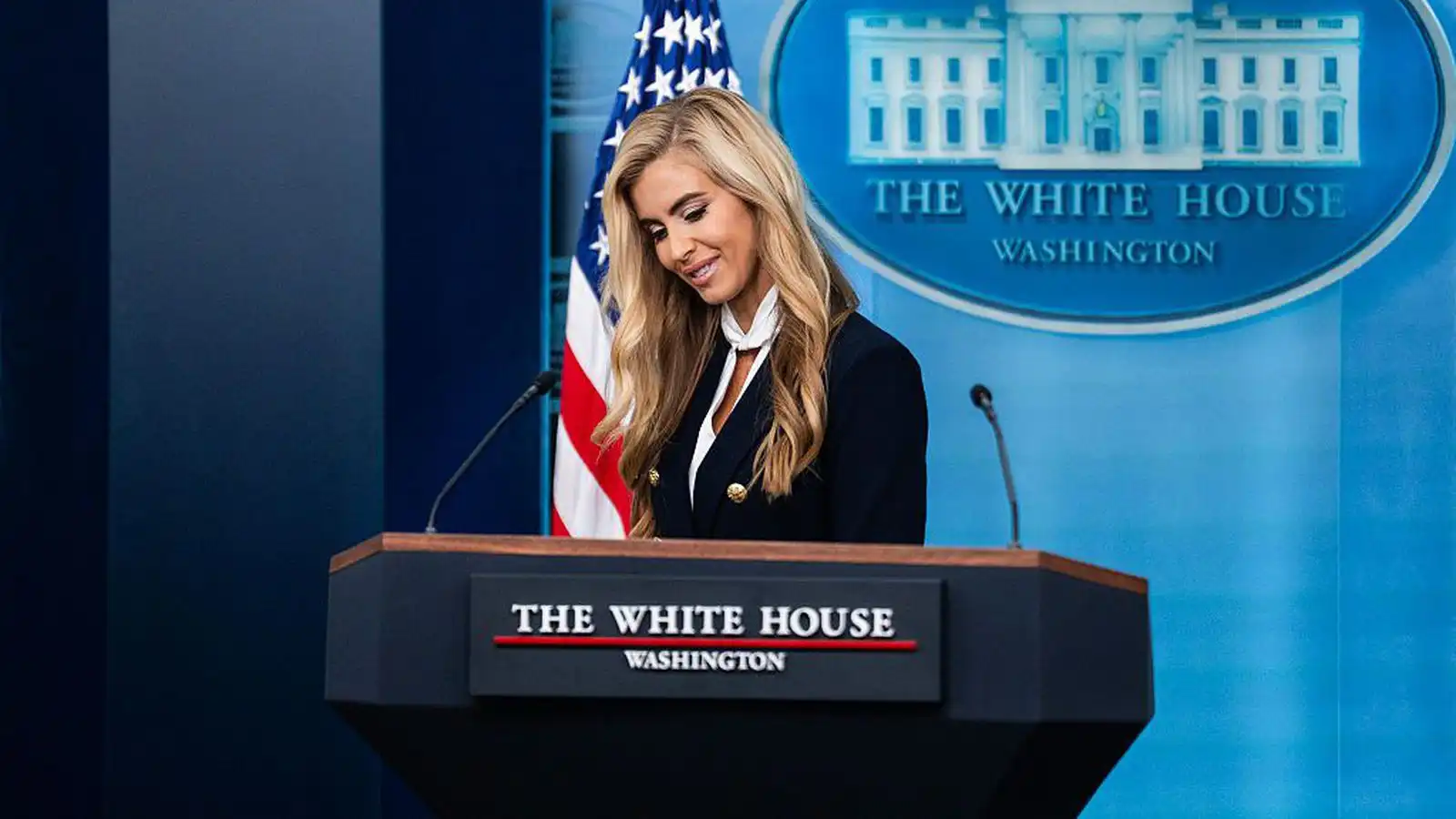 Tals­maður Trumps rekinn eftir brösug­lega byrjun - Vísir