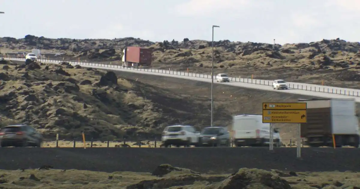 Talsvert dregið úr jarðskjálftavirkni í nótt — um 1.100 skjálftar síðan hrinan hófst á sunnudag