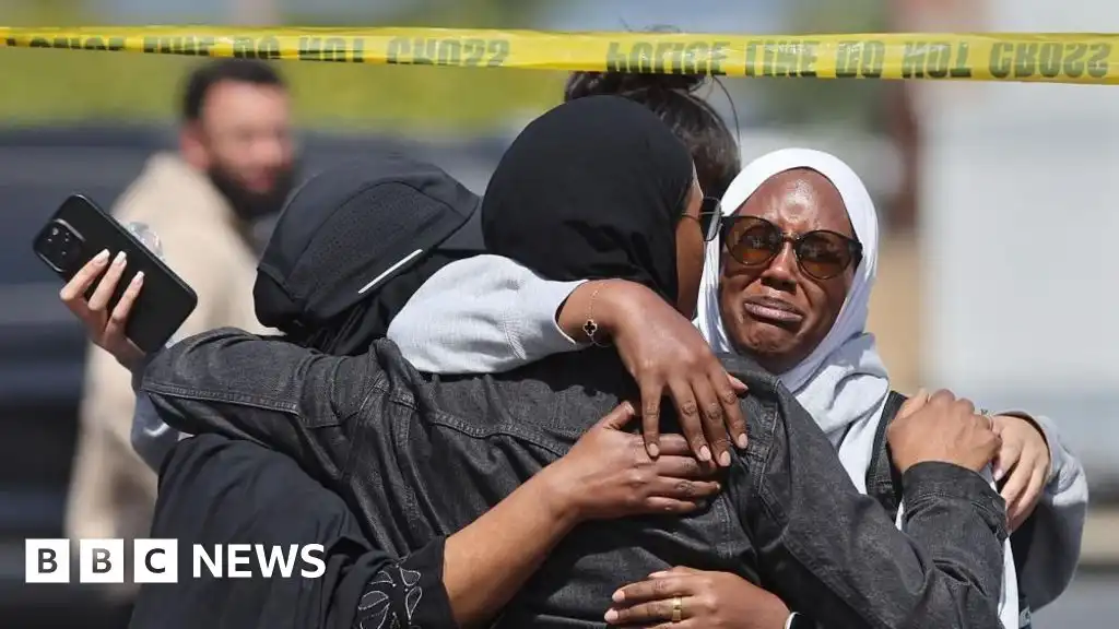 Teen suspects fatally shoot three in suspected hate crime at San Diego mosque, say police