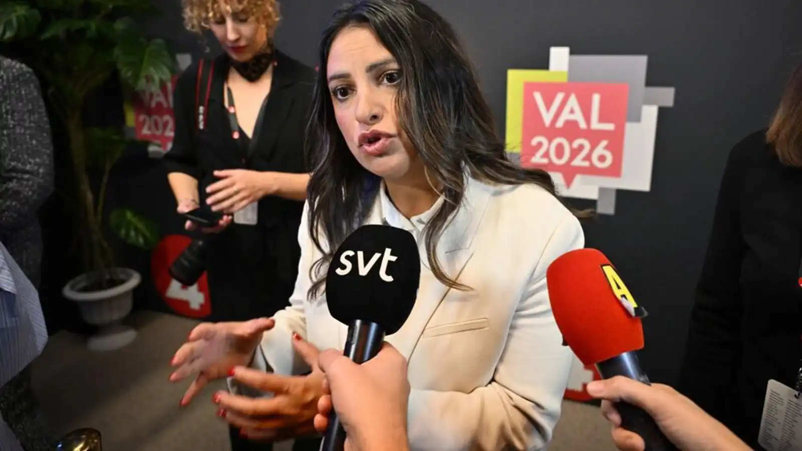 Telur kosninga­svik ekki hafa á­hrif á stjórnar­myndun - Vísir